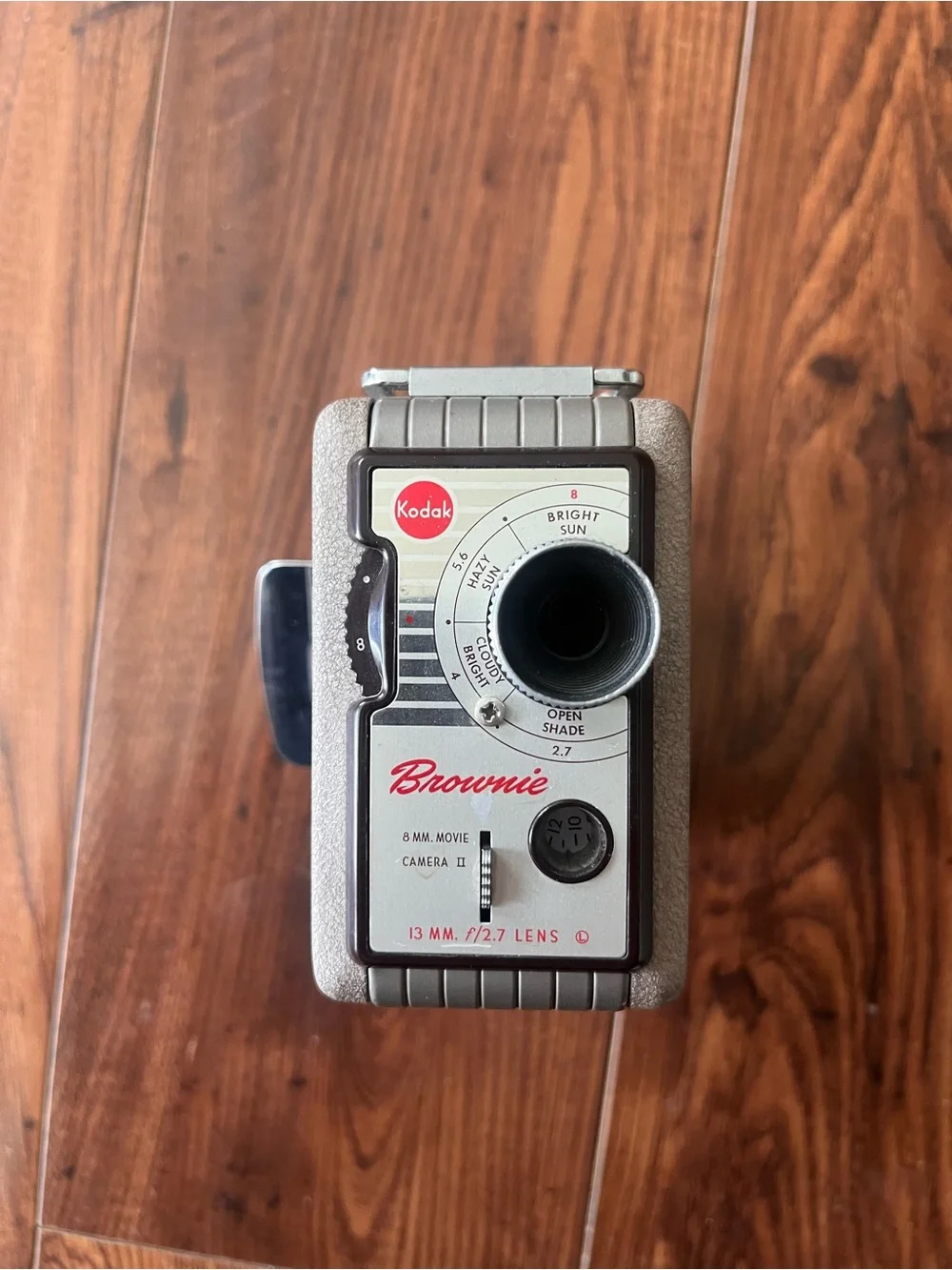 Vintage 1950's Kodak Brownie Movie camera 8mm 2.7 lens